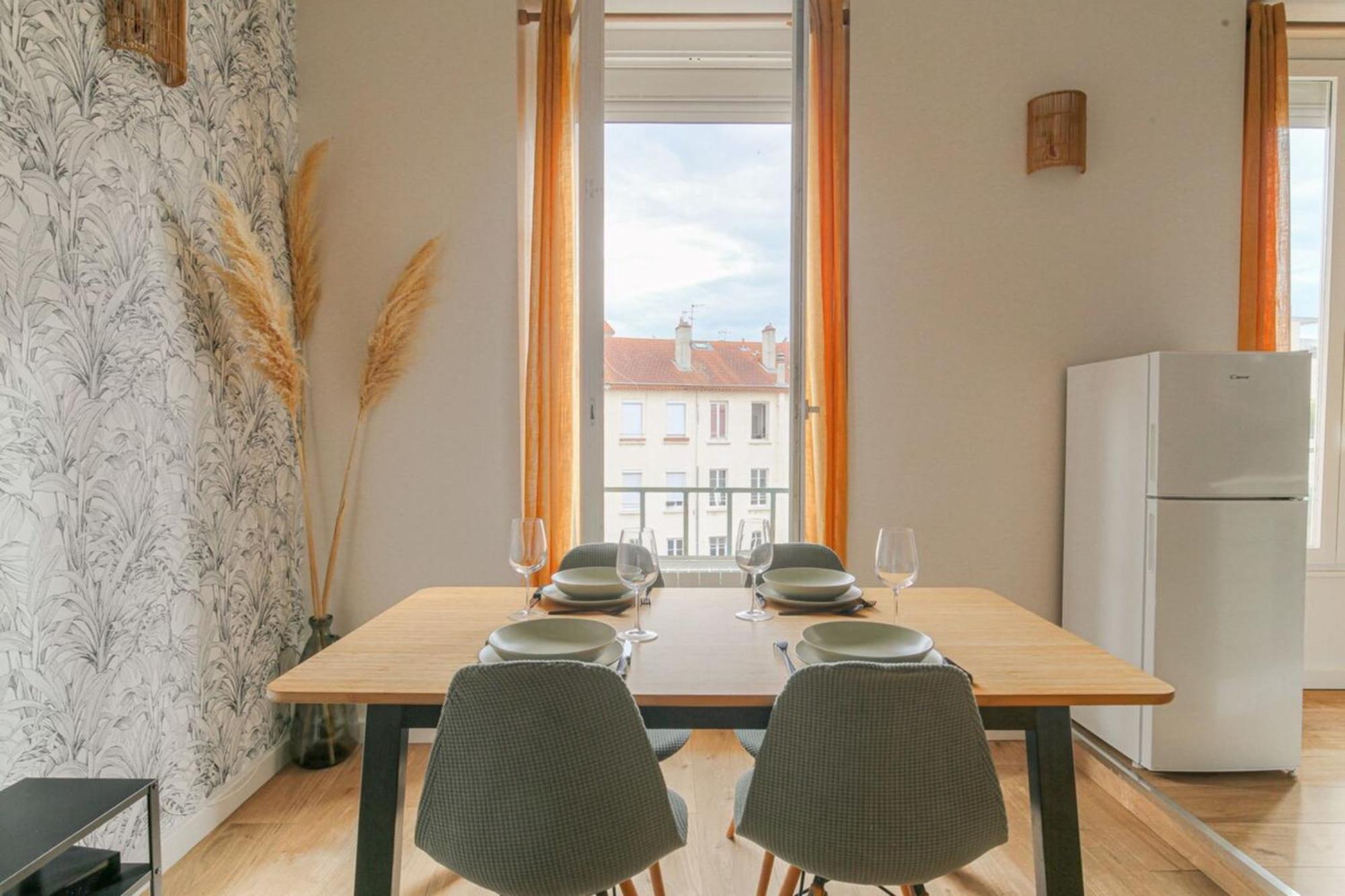 Duplex Spacieux Et Design Proche La Part-Dieu Apartment Lyon Exterior foto